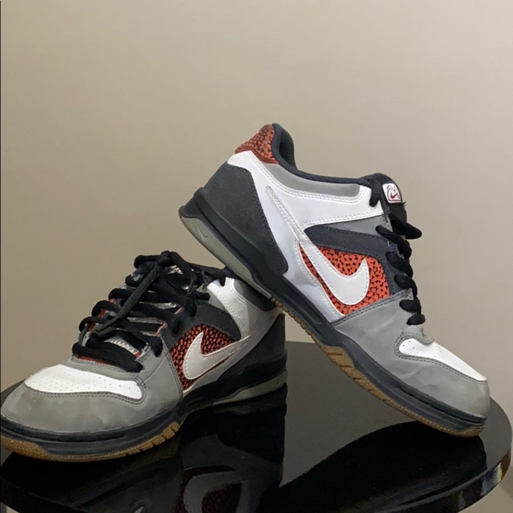 Youth Nike 6.0